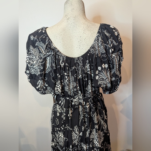 Karen Kane In Full Bloom Tiered Dress Black & White With Tie Waist Sz 2x - Picture 8 of 17